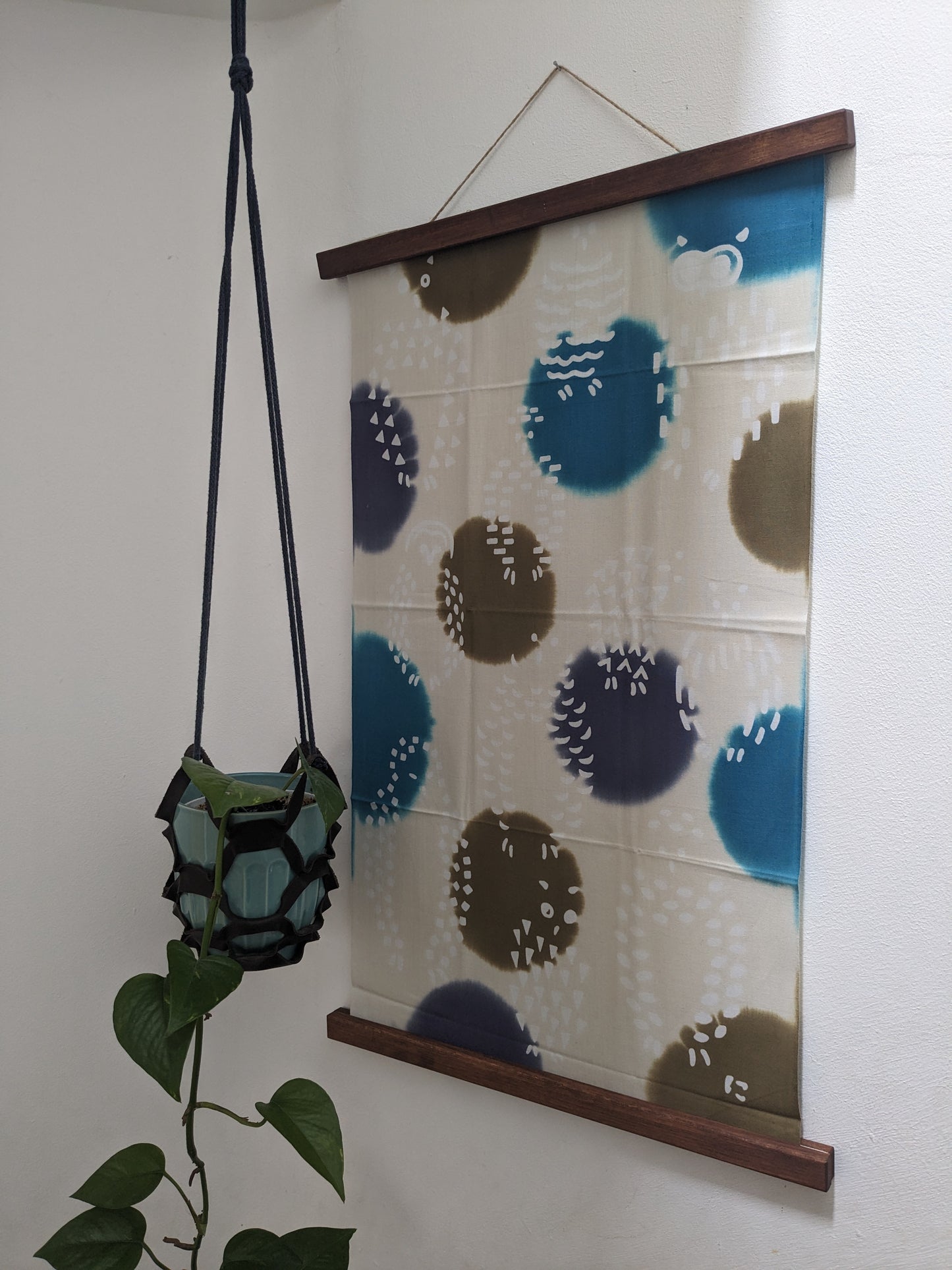 Nijiyura Chusen Tenugui Cloth - Owl Yoake/Yugure image 4