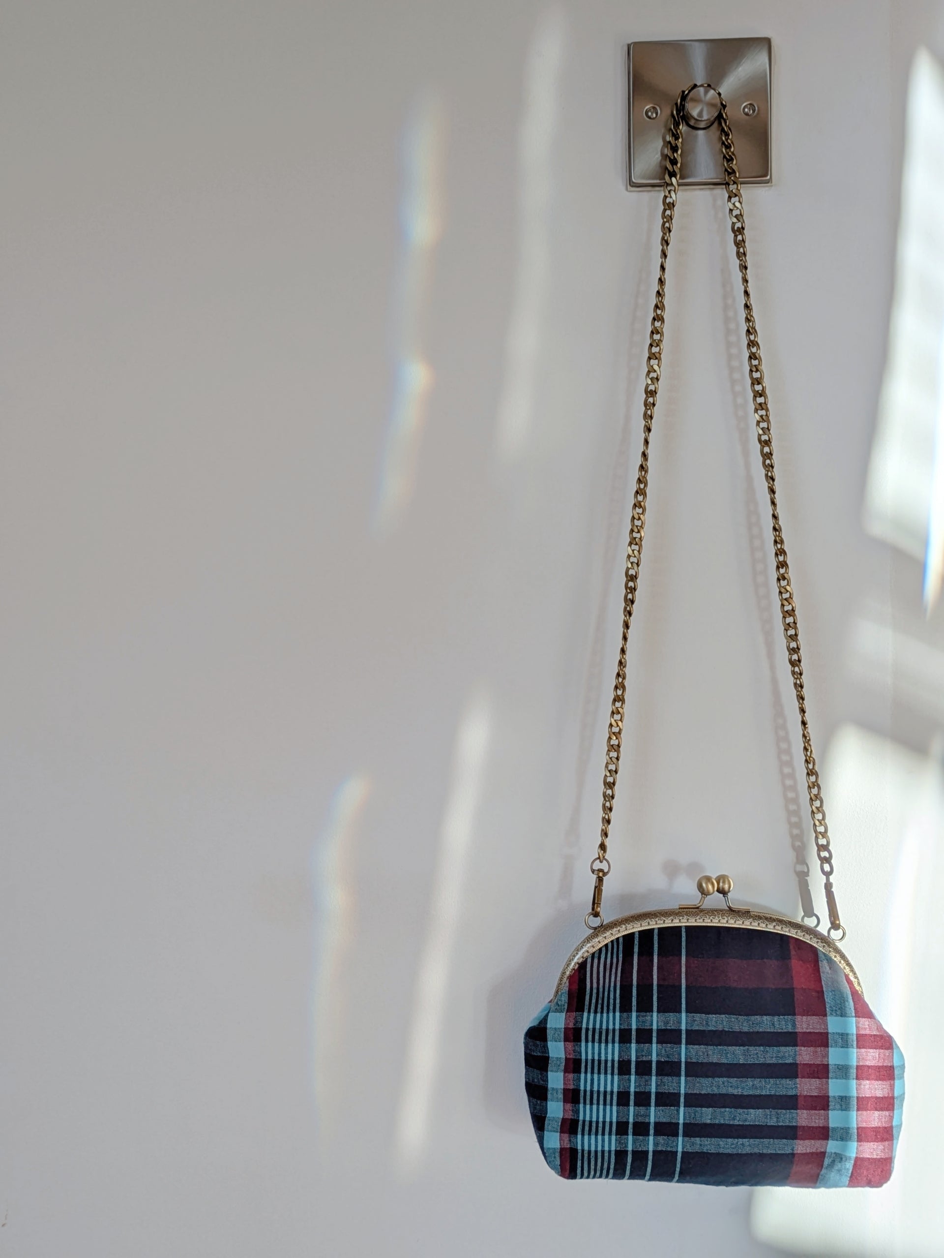 Gamaguchi Kiss-Lock Shoulder Bag - Purple x Navy image 6