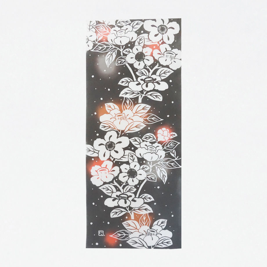 Nijiyura Chusen Tenugui Cloth - Winter Camellia image 0