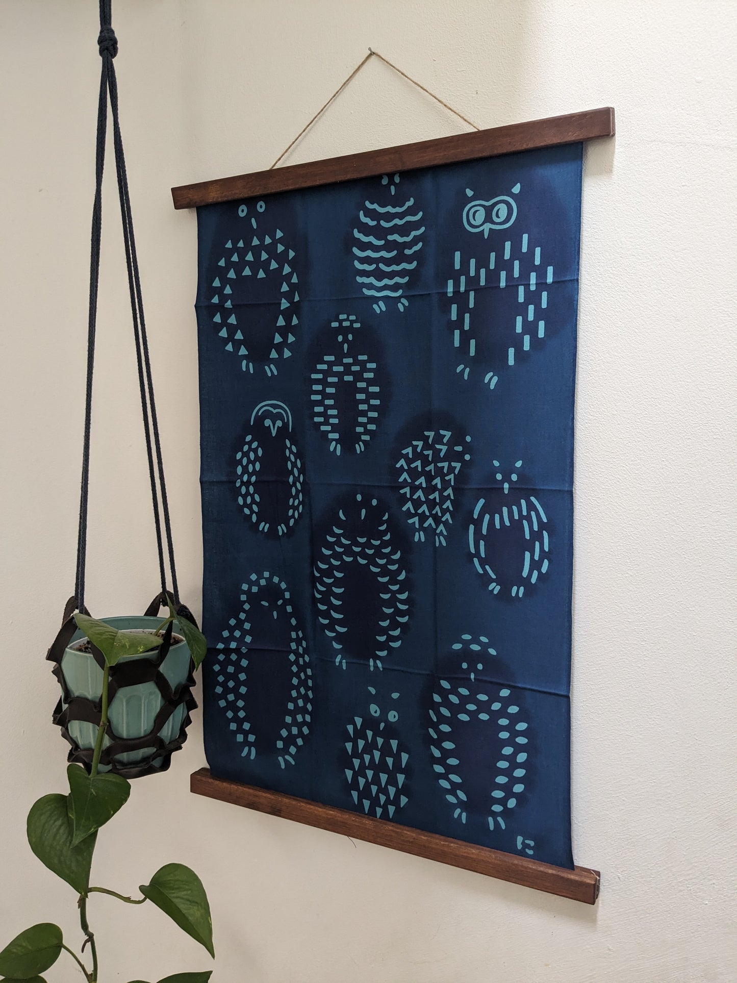 Nijiyura Chusen Tenugui Cloth - Owl Yoake/Yugure image 1