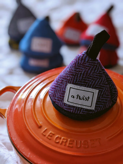 Triangular Lid Mitten - Small image 4