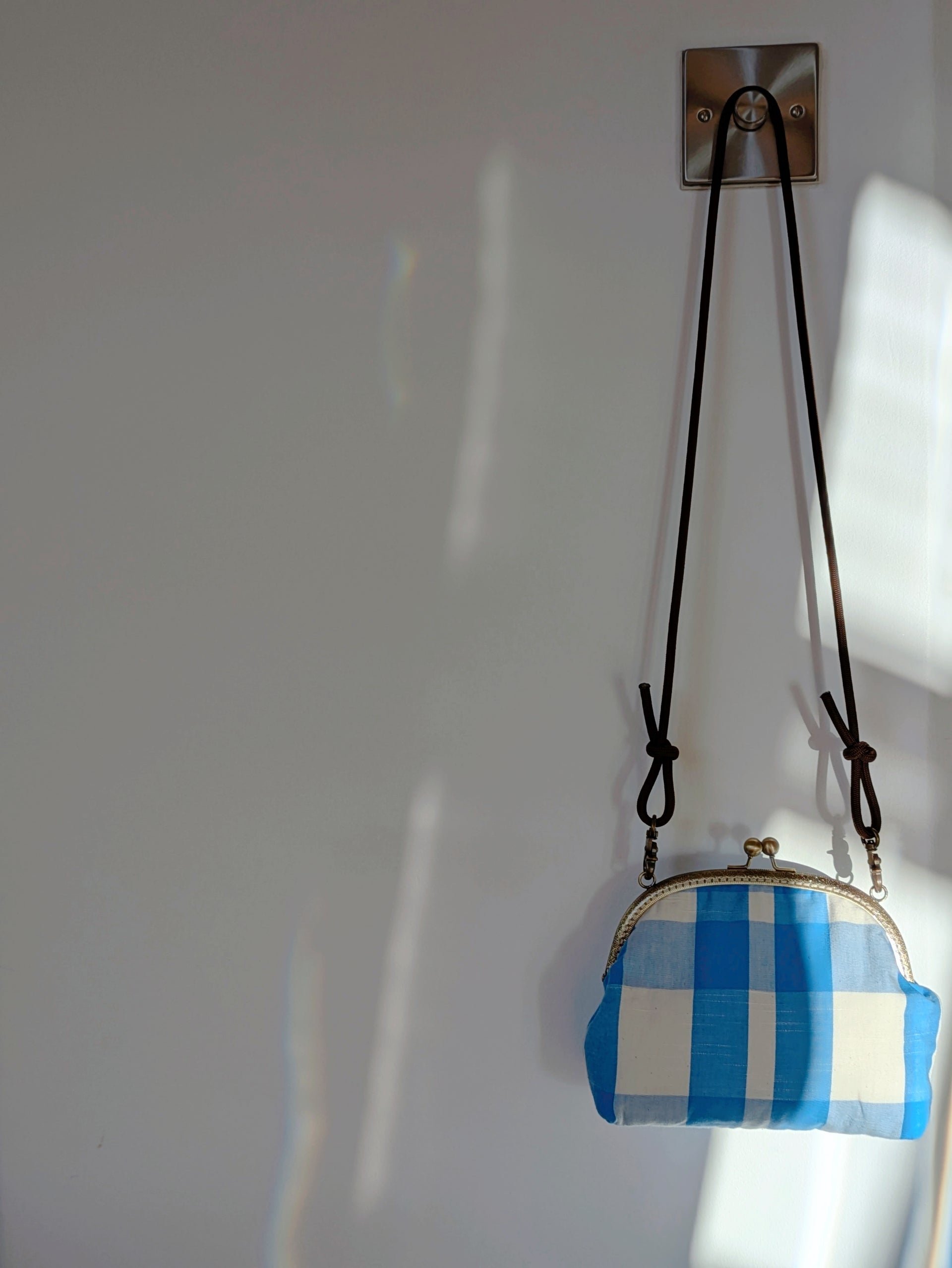 Gamaguchi Kiss-Lock Shoulder Bag - Light Blue image 6