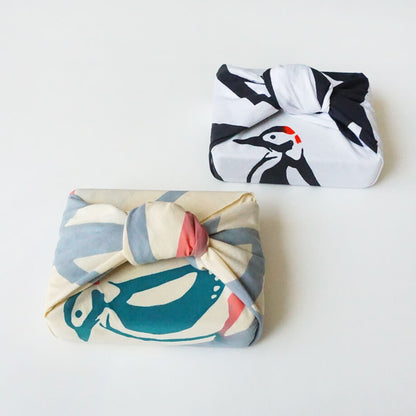 Nijiyura Chusen Tenugui Cloth - Woodpecker image 