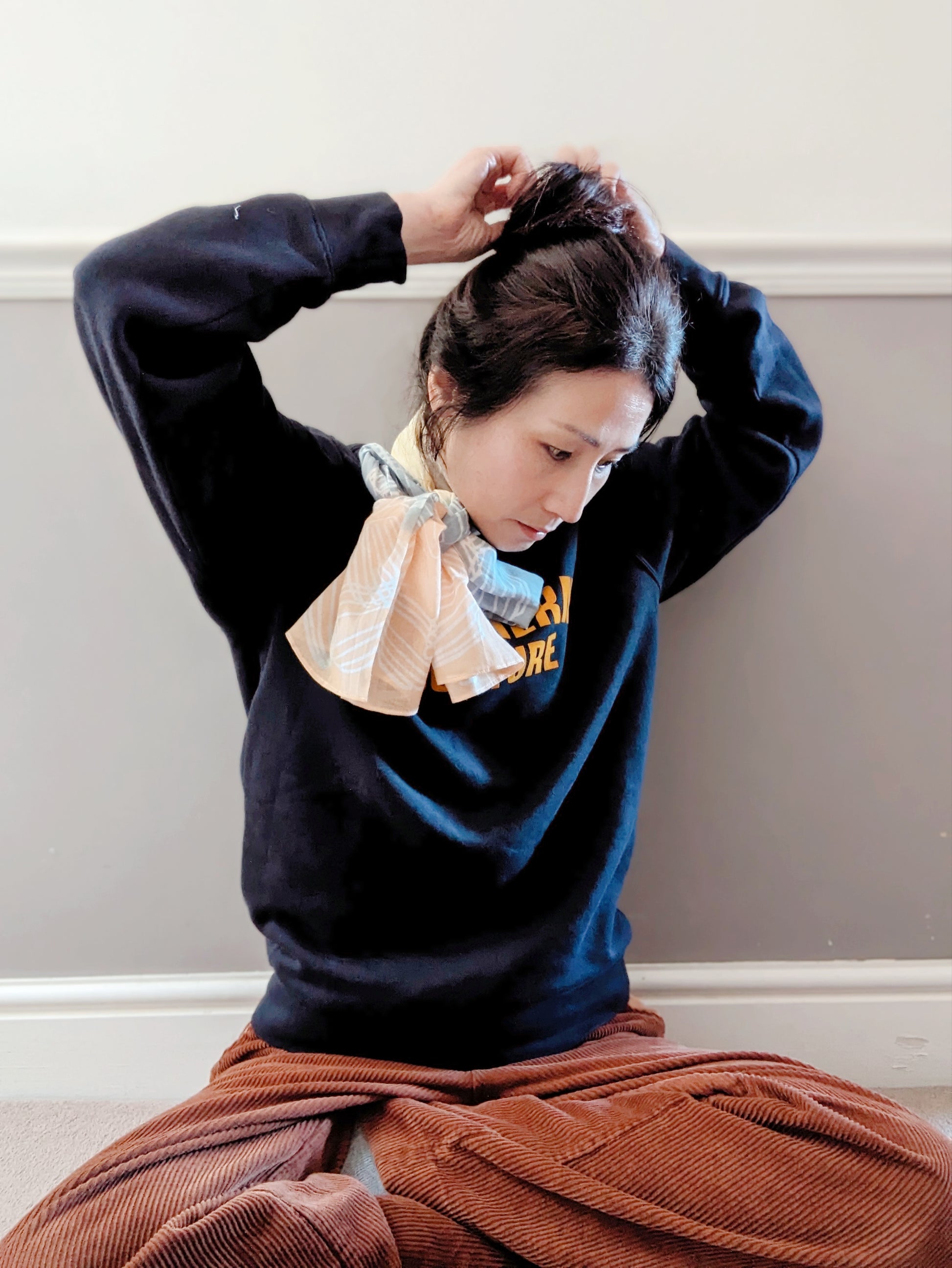 Nijiyura Chusen Gauze Tenugui Scarf - Madeleine image 3